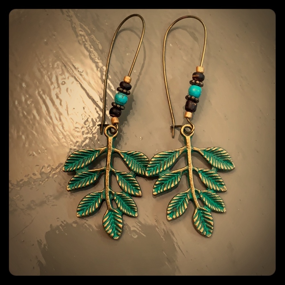 Leaf earrings